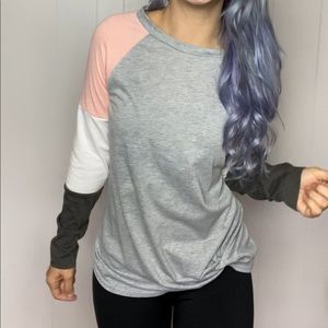 Long sleeve multicolored top!
